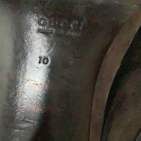 Gucci brown suede boots. - Picture 4 of 8